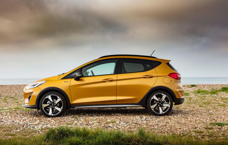  Ford Fiesta Active 2018 года  (UK) (фото 4 из 40)